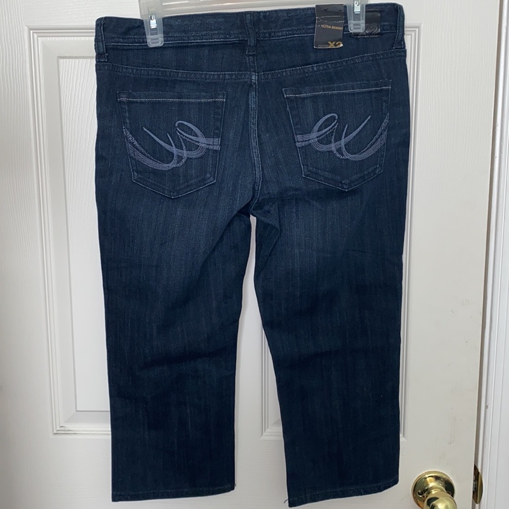 X2 Capris - Picture 3 of 3